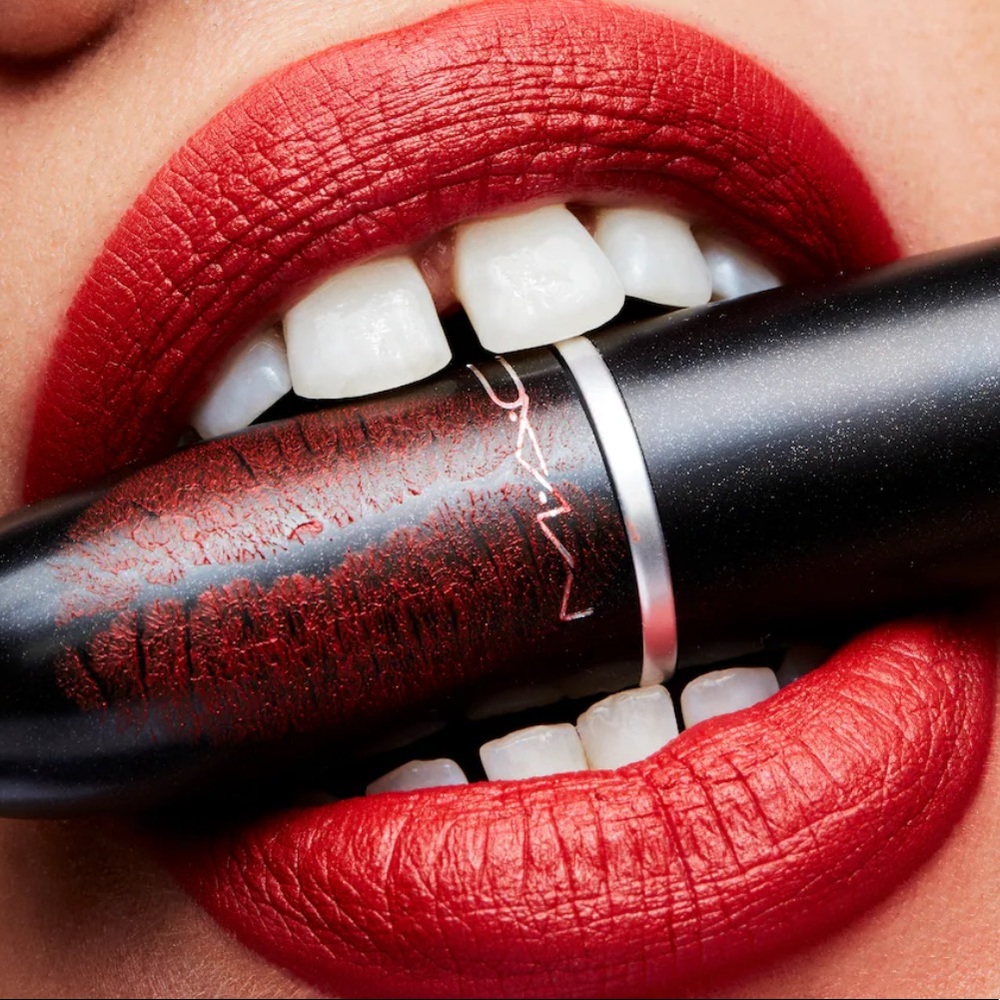 MAC Cosmetics Matte Lipstick in “Chili” - Picture 12 of 12